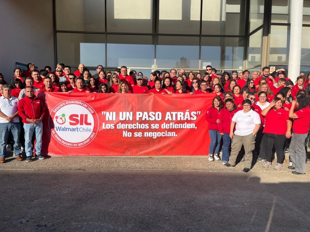 Sindicato Walmart denuncia a la empresa por imposición unilateral de anexos que afectan beneficios colectivos