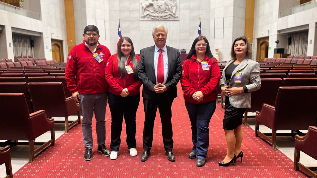 Directiva visita Congreso para crear una agenda con temáticas propias de los trabajadores del comercio